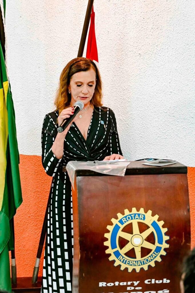 Rotary Club de Itapoá renova liderança 