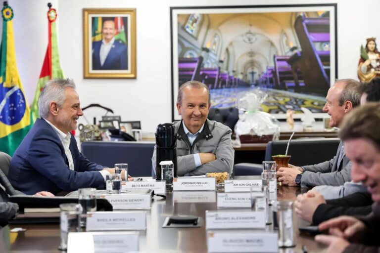 Coamo anuncia construção de um novo porto em Itapoá