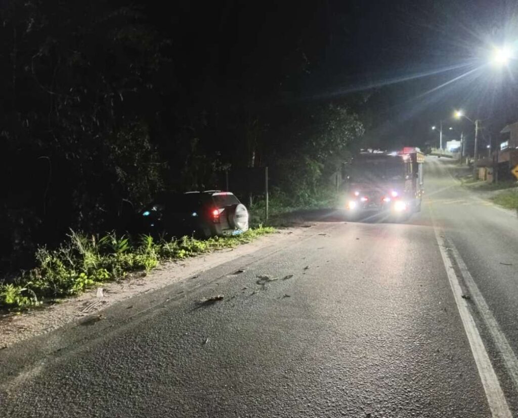 Caminhão bombeiro + acidente