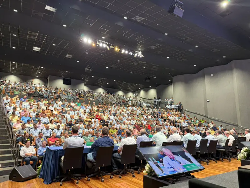 Assembleia-empresa-cooperativa-coamo