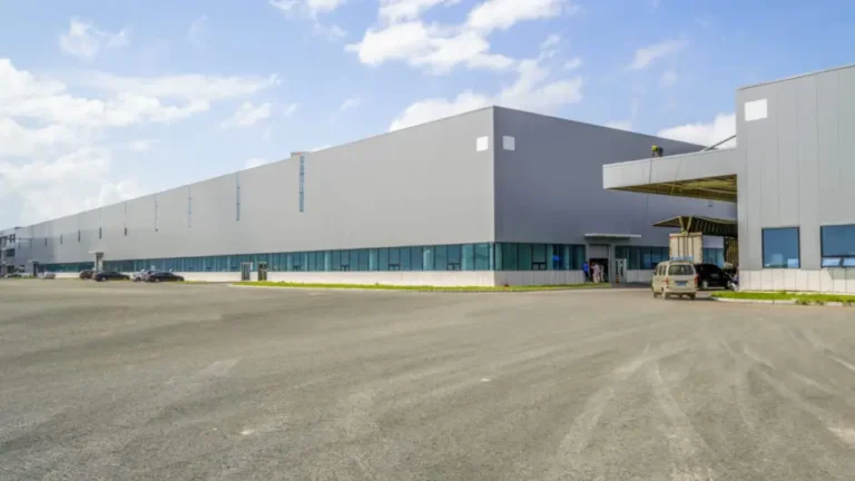 Crescimento do e-commerce aumenta procura por galpões logísticos e movimenta mercado em SC