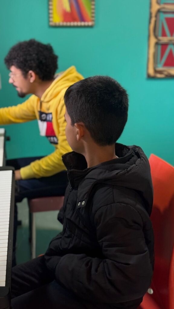 ETF - Escola Tocando Em Frente