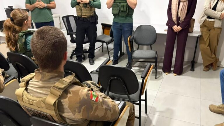 Câmara de Itapoá afirma colaborar com investigação do MP após operação realizada na sede do Legislativo