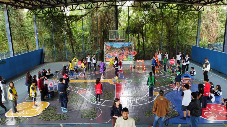 Projeto “Play no Trânsito” leva educação, cidadania e consciência ambiental para escolas de Itapoá