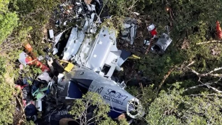 Destroços do helicóptero que levava o cantor Rick são localizados em SC